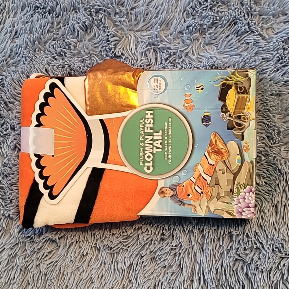 Plush & playful Clown Fish Tail